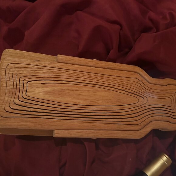 Hand Carved Collapsible wine bottle holder - Picture 6 of 10